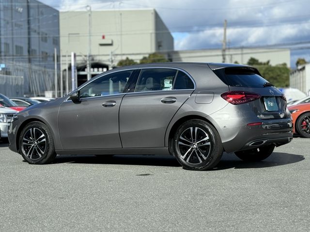 MERCEDES BENZ MERCEDES BENZ A class 2025