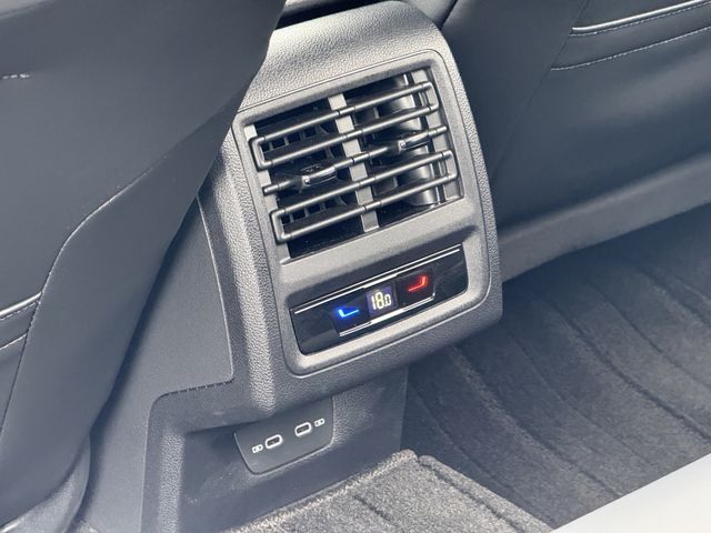 VOLKSWAGEN VOLKSWAGEN GOLF 2024