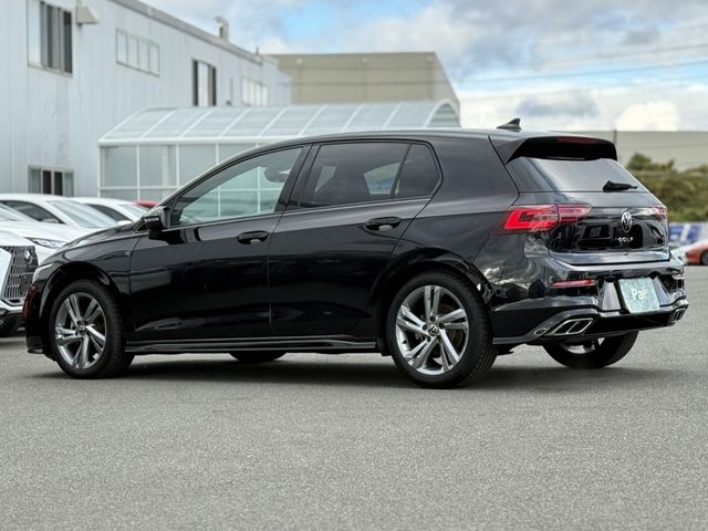 VOLKSWAGEN VOLKSWAGEN GOLF 2024