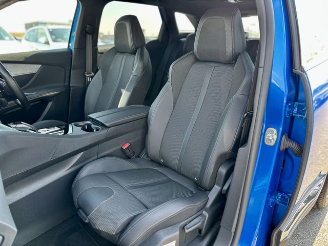 PEUGEOT PEUGEOT 3008 2024