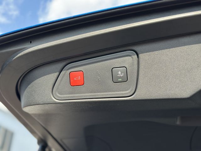 PEUGEOT PEUGEOT 3008 2024