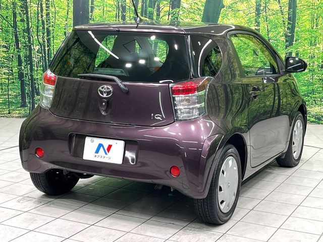 TOYOTA iQ 2009