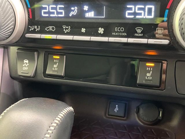 TOYOTA RAV4 4WD 2021