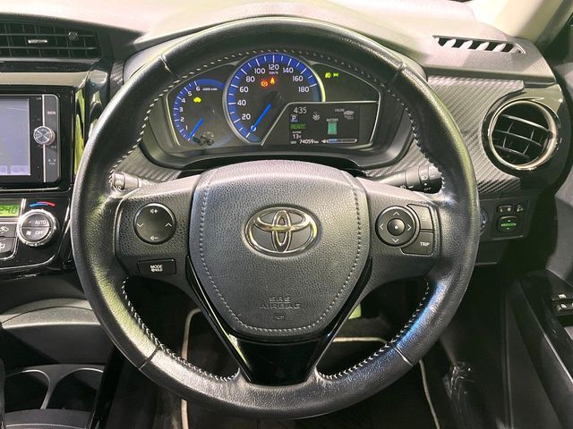 TOYOTA COROLLA FIELDER HYBRID 2013