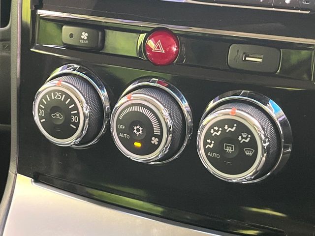 MITSUBISHI DELICA D:5 4WD 2014