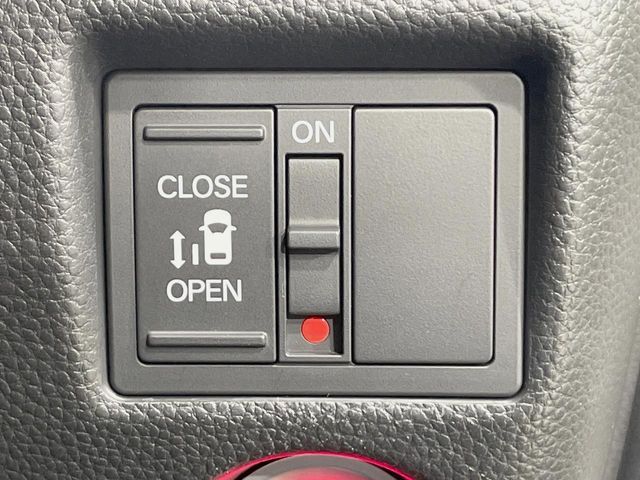 HONDA N BOX CUSTOM 2018