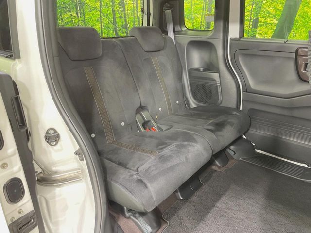 HONDA N BOX CUSTOM 2018