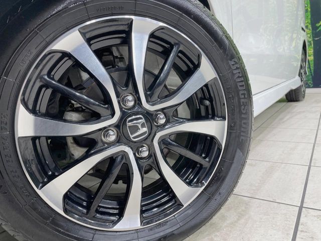 HONDA N BOX CUSTOM 2018