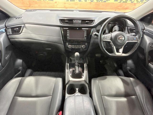 NISSAN X-TRAIL 4WD 2018