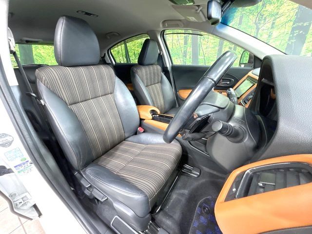 HONDA VEZEL HYBRID 2015