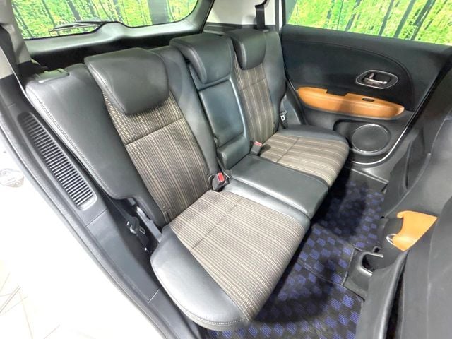 HONDA VEZEL HYBRID 2015