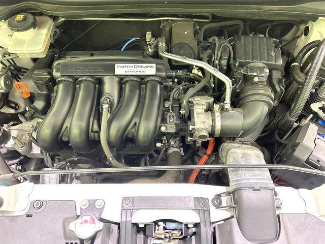 HONDA VEZEL HYBRID 2015