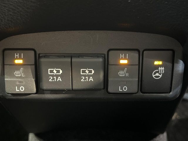 TOYOTA SIENTA HYBRID 2019