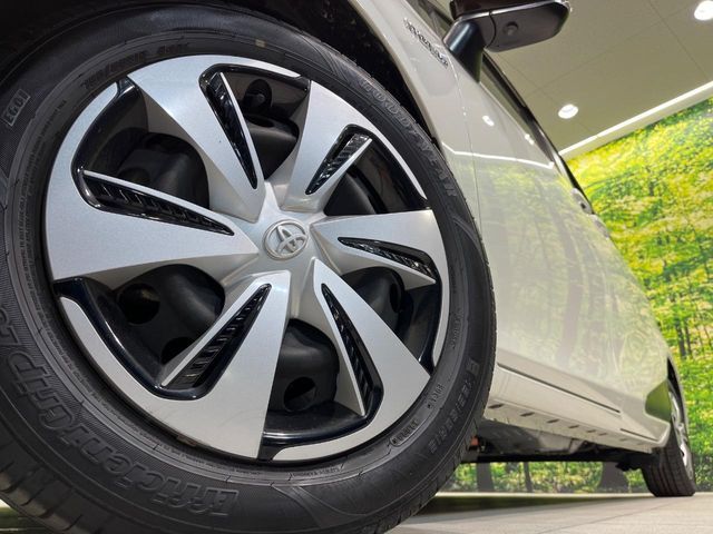 TOYOTA SIENTA HYBRID 2019