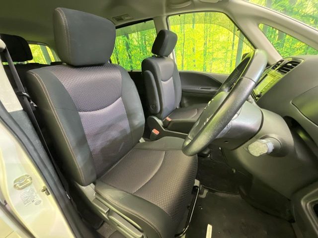 NISSAN SERENA  S-HYBRID 2012