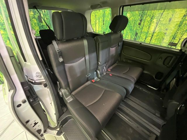 NISSAN SERENA  S-HYBRID 2012