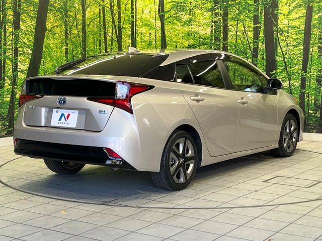 TOYOTA PRIUS 2020