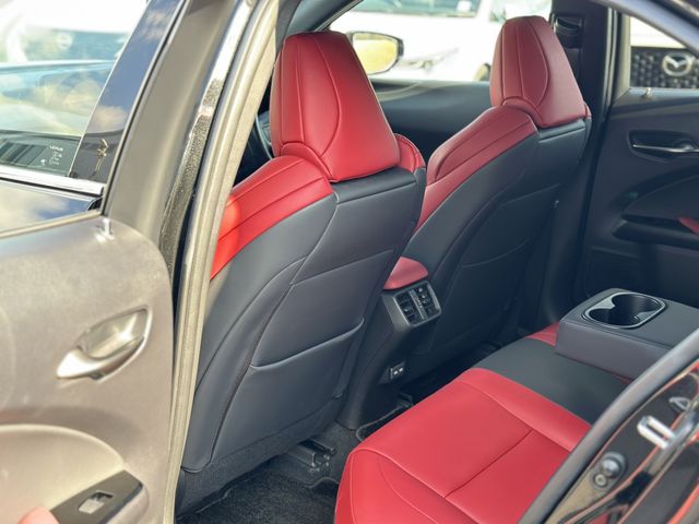 TOYOTA LEXUS UX200 2020