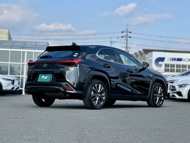 TOYOTA LEXUS UX200 2020