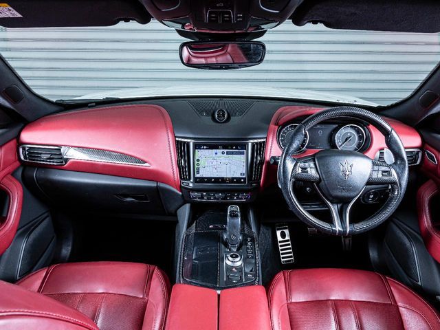 MASERATI MASERATI Levante 2021