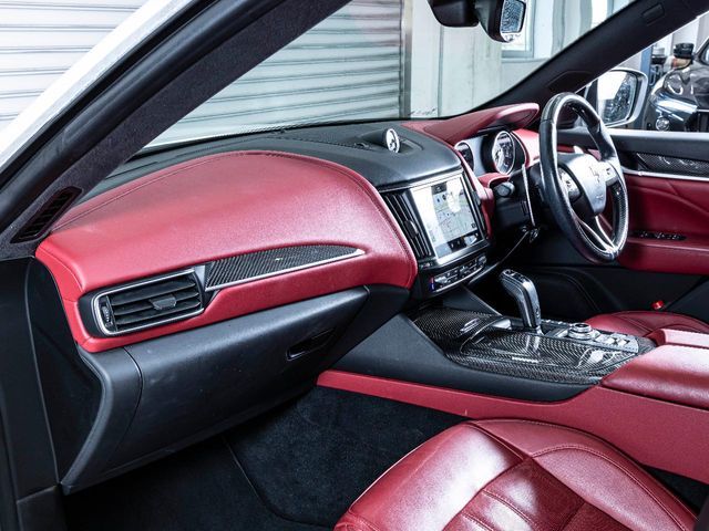 MASERATI MASERATI Levante 2021