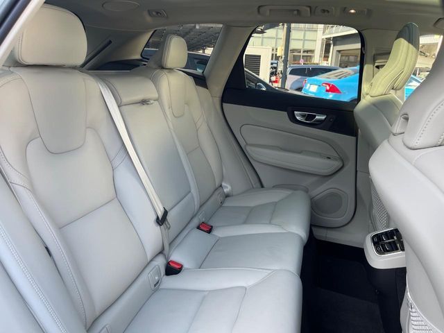 VOLVO VOLVO XC60 2023