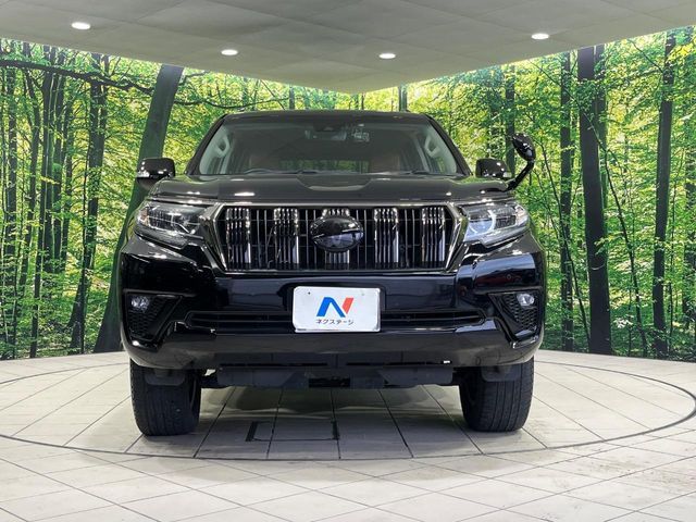 TOYOTA LANDCRUISER PRADO 2022