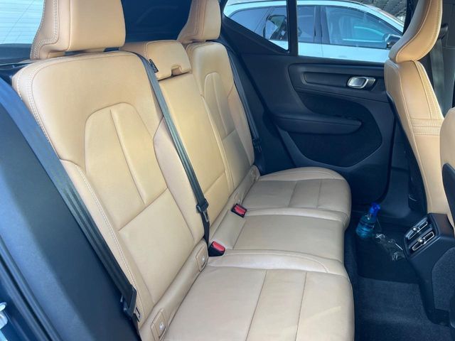 VOLVO VOLVO XC40 2021