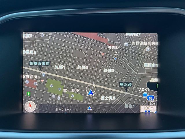 VOLVO VOLVO V40 2018