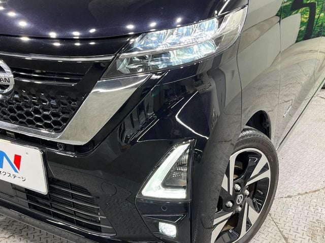 NISSAN ROOX 2022