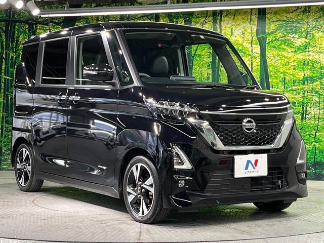 NISSAN ROOX 2022