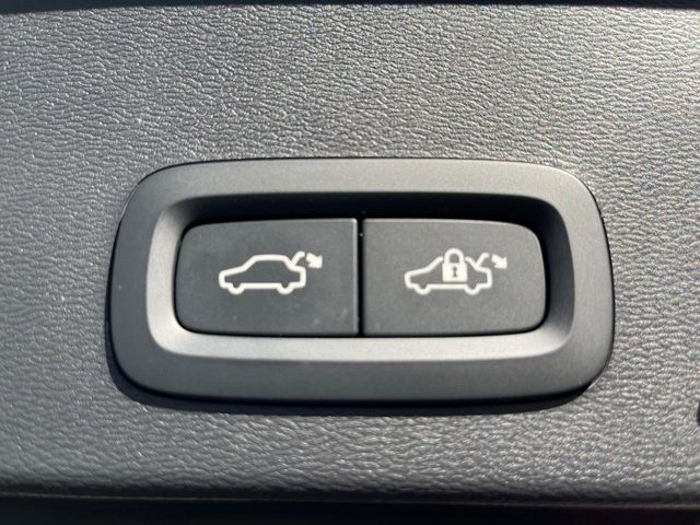 VOLVO VOLVO XC40 2021