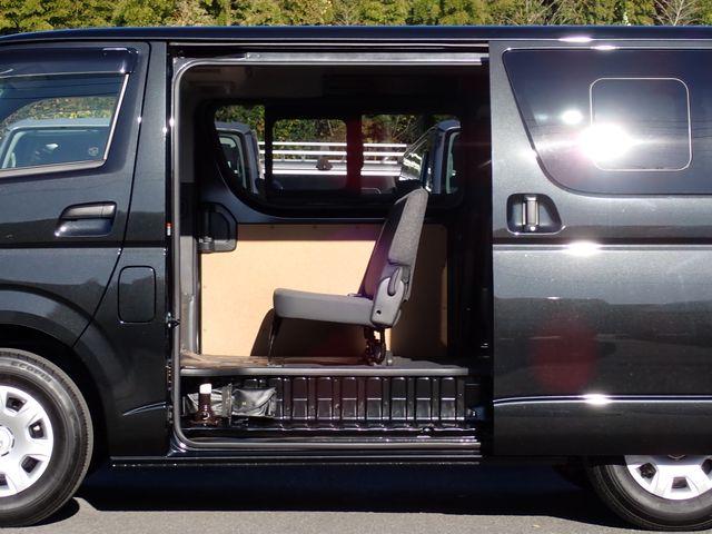 TOYOTA HIACE van 1.25t 2WD 2024