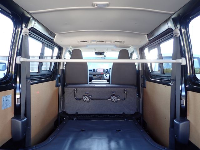 TOYOTA HIACE van 1.25t 2WD 2024