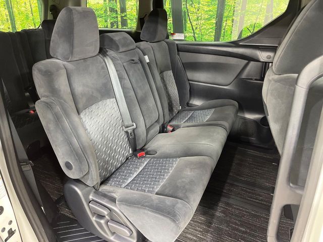 TOYOTA VELLFIRE 4WD 2016