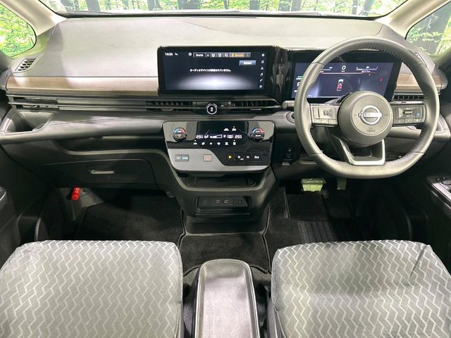 NISSAN SERENA  WG 2025