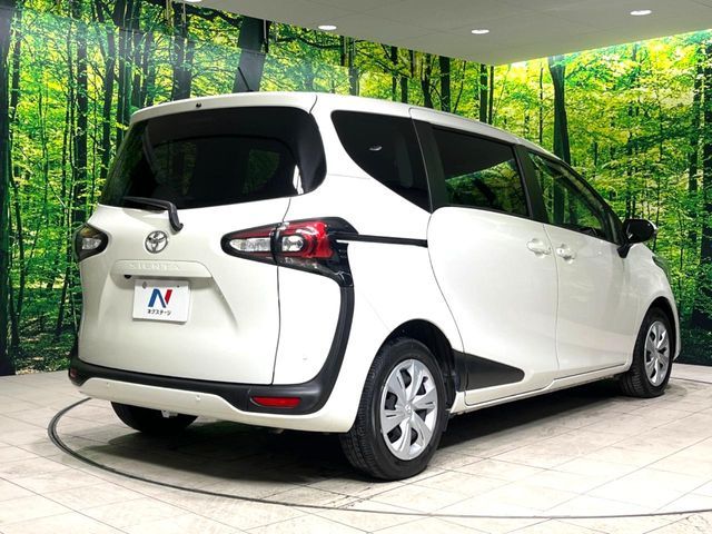 TOYOTA SIENTA 2019