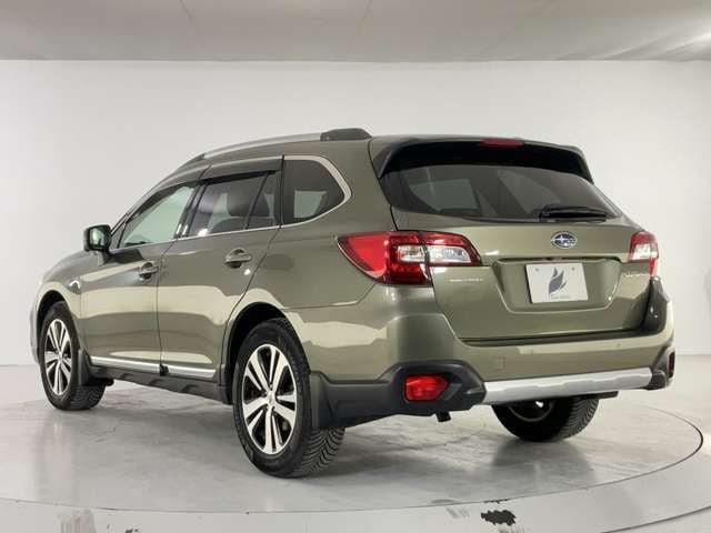 SUBARU LEGACY OUTBACK 2018