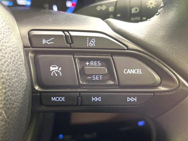 TOYOTA YARIS CROSS HYBRID 2021