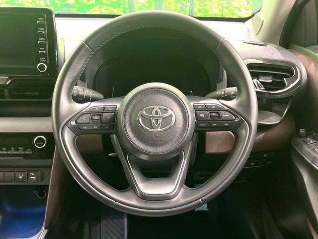 TOYOTA YARIS CROSS HYBRID 2021