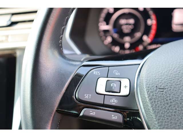 VOLKSWAGEN VOLKSWAGEN TIGUAN 2019