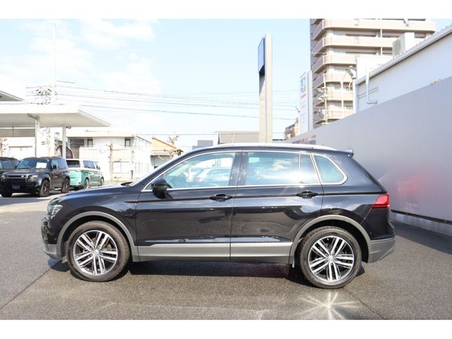 VOLKSWAGEN VOLKSWAGEN TIGUAN 2019