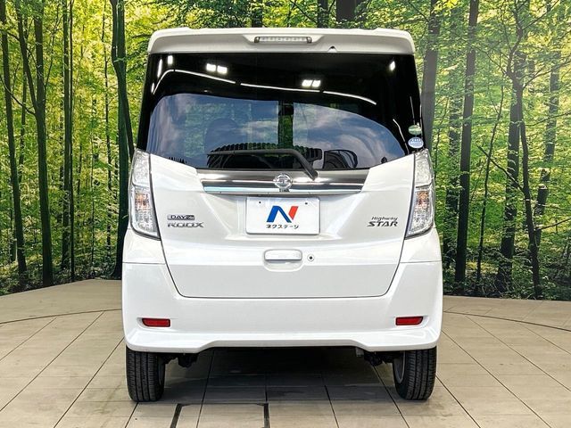 NISSAN DAYZ ROOX 2017