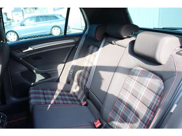 VOLKSWAGEN VOLKSWAGEN GOLF GTI 2018