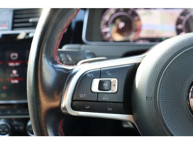 VOLKSWAGEN VOLKSWAGEN GOLF GTI 2018