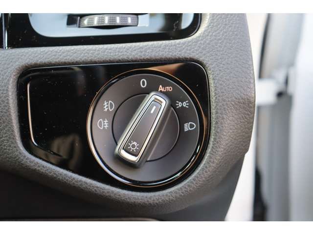 VOLKSWAGEN VOLKSWAGEN GOLF GTI 2018