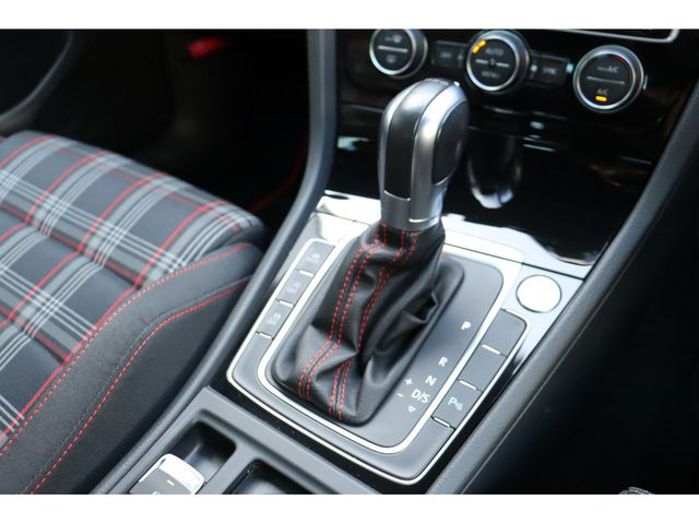 VOLKSWAGEN VOLKSWAGEN GOLF GTI 2018