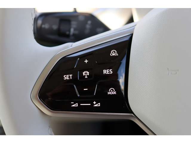 VOLKSWAGEN VOLKSWAGEN ID.Buzz 2025