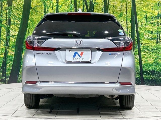 HONDA SHUTTLE HYBRID 2020