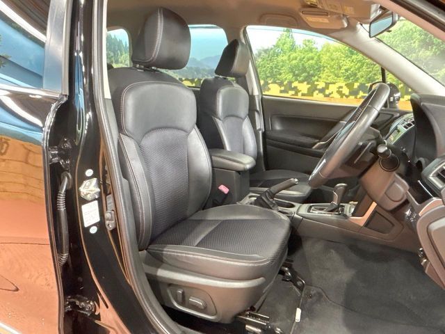 SUBARU FORESTER 2017